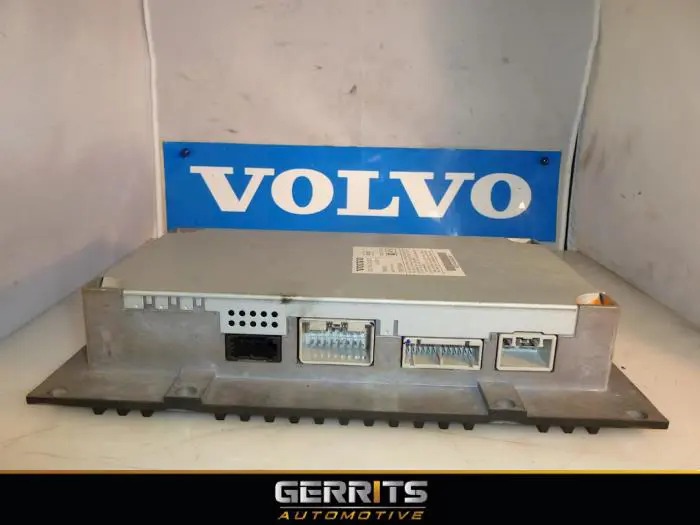 Amplificateur radio Volvo V50