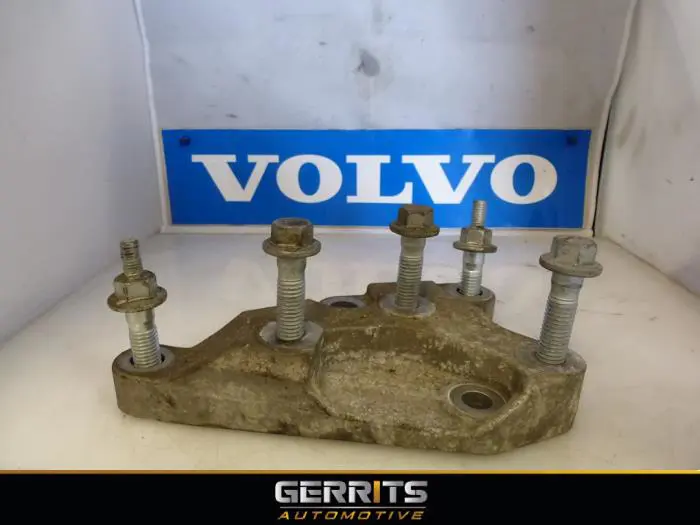 Getriebe Halterung Volvo V60