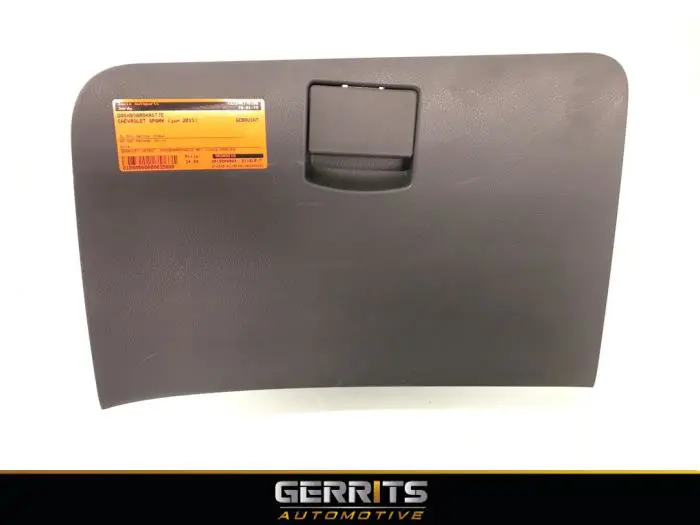 Boîte à gants Chevrolet Spark