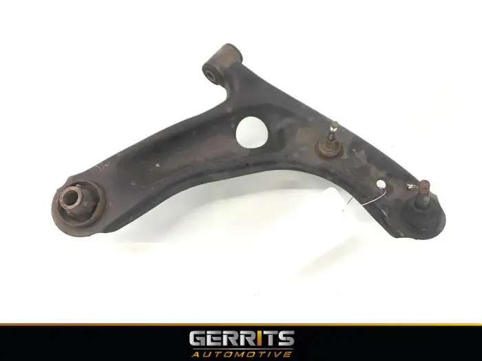 Front wishbone, right Peugeot 107