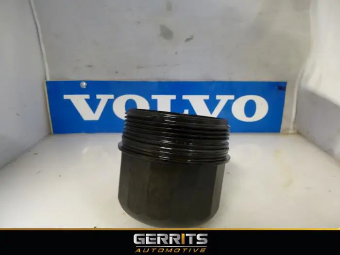 Oil filter holder Volvo XC90