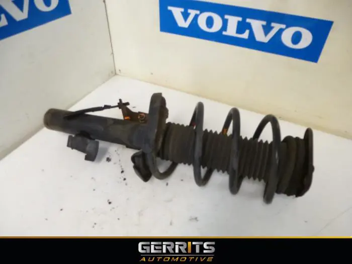 Front shock absorber rod, right Volvo C30