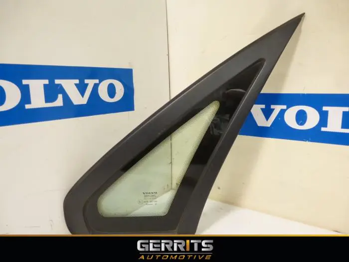 Vitre triangulaire arrière droite Volvo S80