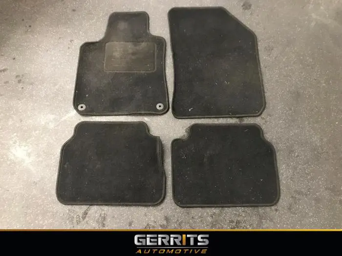 Set of mats Peugeot 308