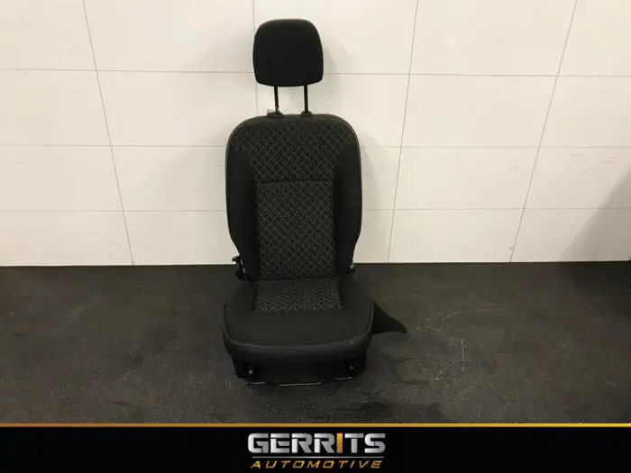 Seat, right Renault Kangoo