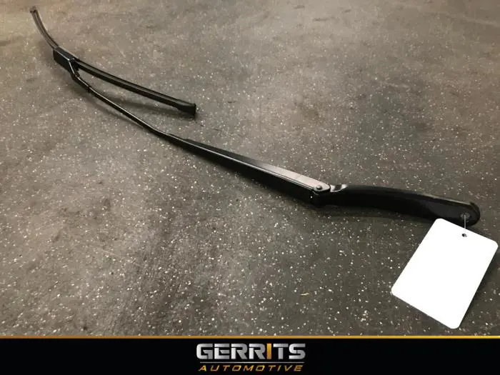 Front wiper arm Ford Focus