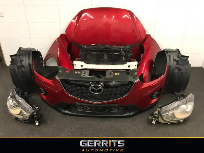 Front end, complete Mazda CX-5