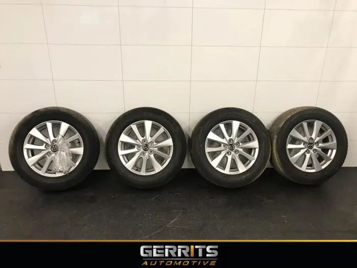 Set of wheels + tyres Mazda CX-5