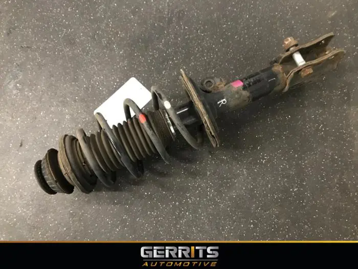 Front shock absorber rod, right Toyota Yaris