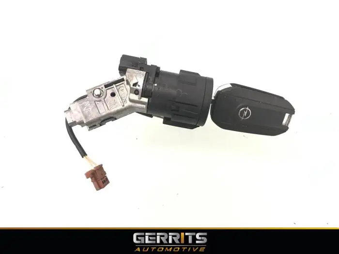 Ignition lock + key Opel Crossland X