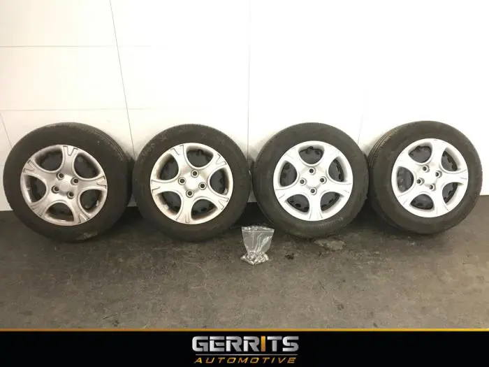 Set of wheels + tyres Kia Picanto