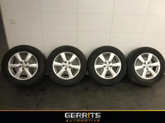 Set of wheels + tyres Toyota Rav-4