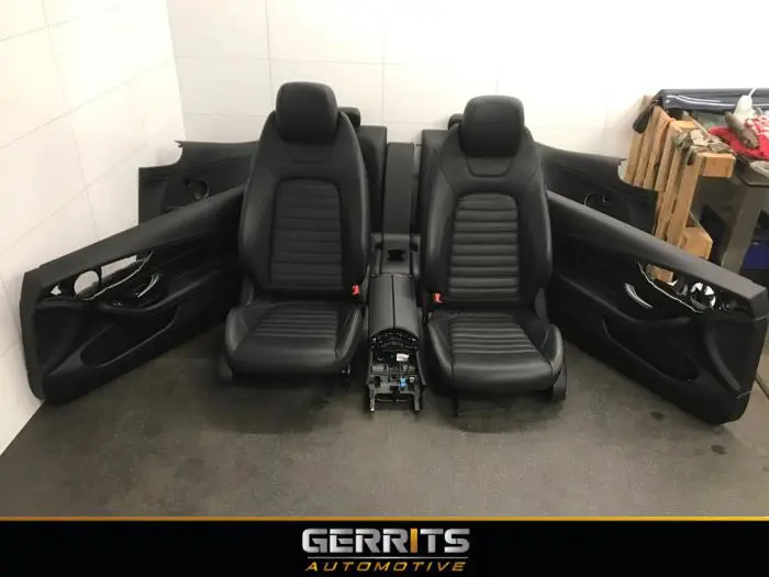 Set of upholstery (complete) Mercedes C-Klasse