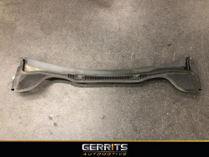 Cowl top grille Seat Ibiza