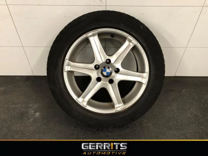 Jante + pneu d'hiver BMW 5-Série