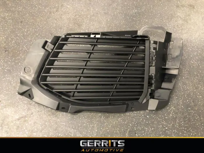 Grill Peugeot 5008