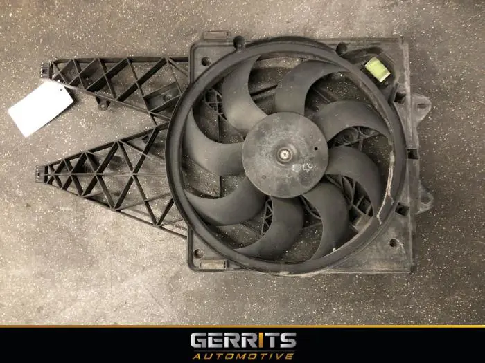 Cooling fans Opel Combo