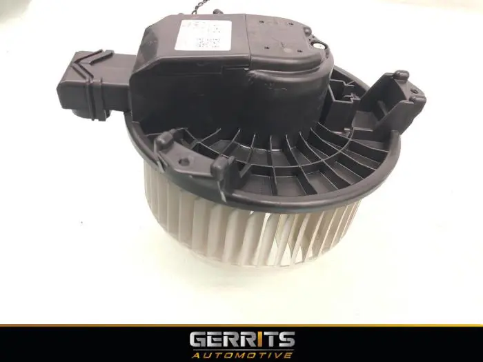 Heating and ventilation fan motor Ford Mondeo