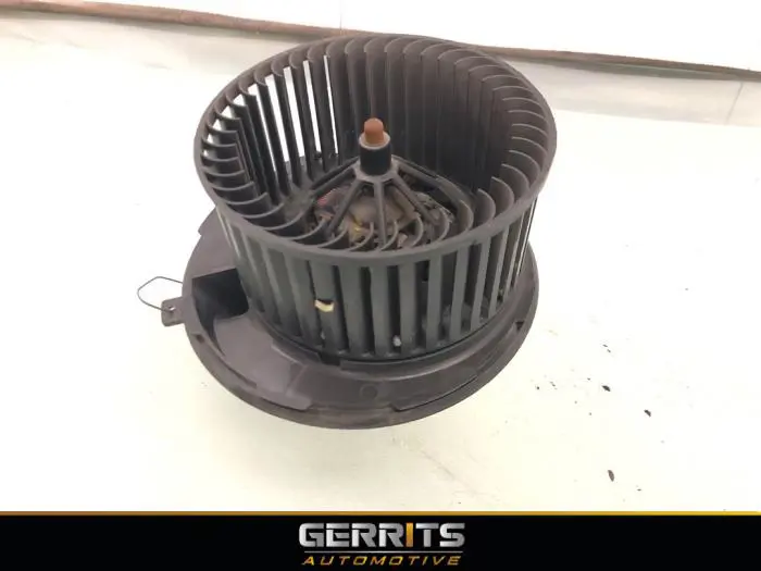 Heating and ventilation fan motor Volkswagen Touran