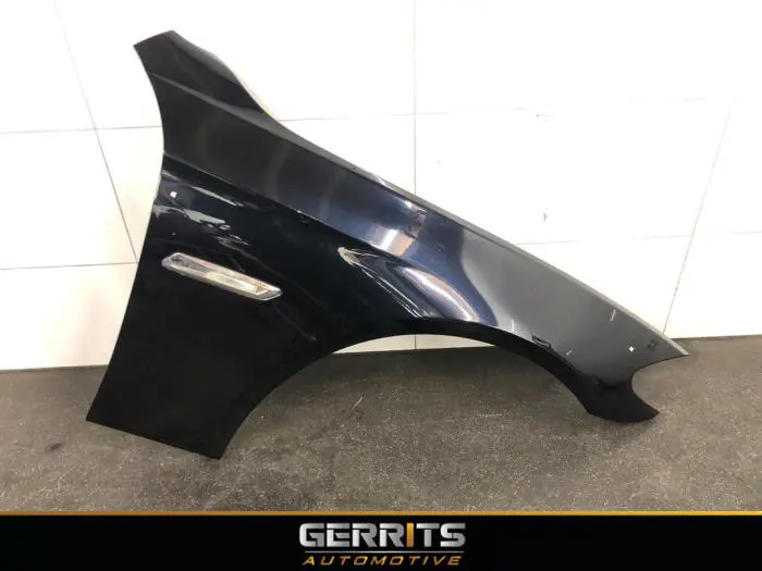 Front wing, right BMW M5