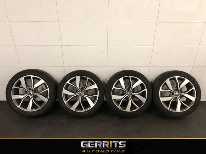 Set of wheels + winter tyres Renault Megane
