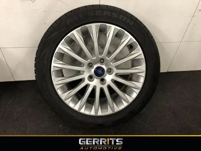 Wheel + tyre Ford Grand C-Max