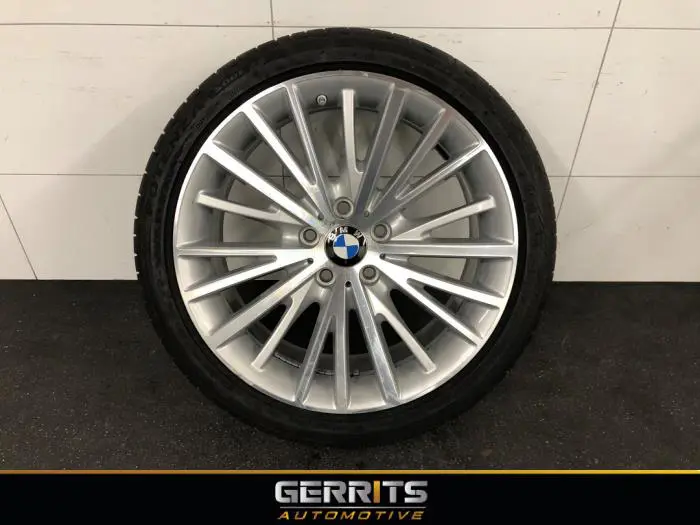 Wheel + tyre BMW M4
