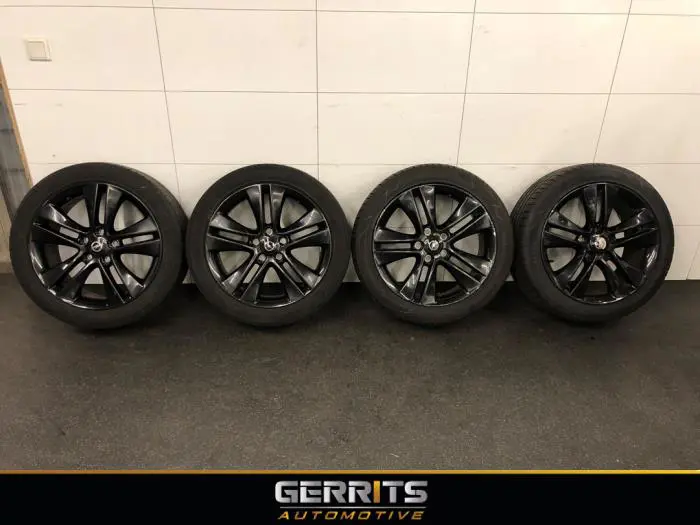 Set of wheels + tyres Opel Zafira C