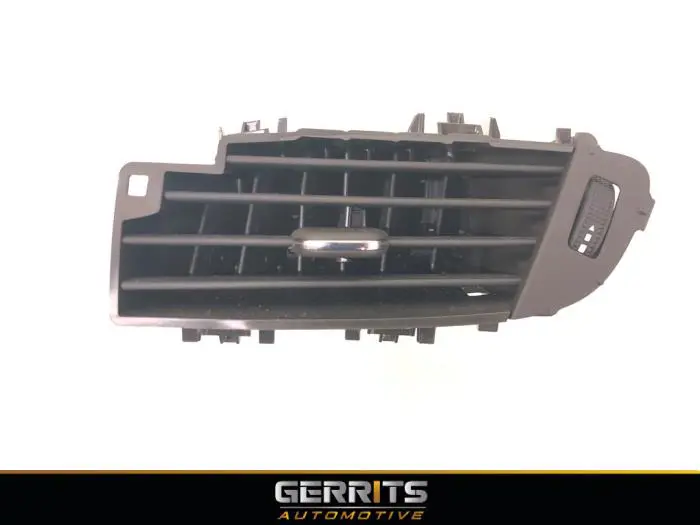 Dashboard vent Opel Astra