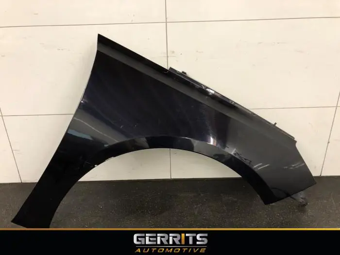 Front wing, right Peugeot 308