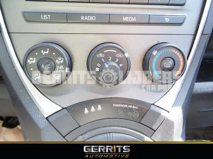 Heater control panel Subaru Trezia