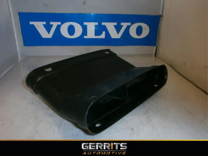 Air funnel Volvo S60
